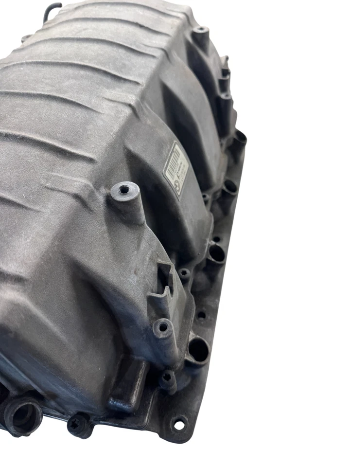 2002-2006 BMW E66 745i E53 X5 4.4L N62 Engine Air Intake Manifold OEM 7537882 - Image 3 of 4