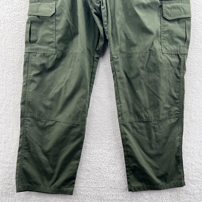 米軍　5.11 TACTICAL SERIES W34 L30 送料無料 5.11 Tactical Series Cargo Pants Mens Size 38x32 Green
