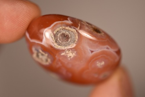 *RED AGATE* Tumbled Stone 3.7cm 22.2g Banded Natural Stone - Picture 4 of 15