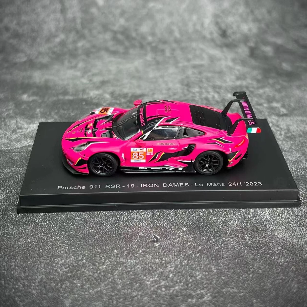 Spark 1/64 Porsche 911 RSR-19 Iron Dames Team #85 2023 Le Spark 1/64 Porsche 911 RSR-19 Iron Dames Team #85 2023 Le