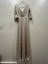 anthropologie maxi dress xs Gold