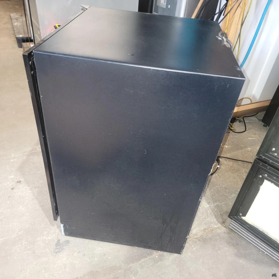 Centro de bebidas bajo encimera Perlick HC24BB43L 24" - inoxidable Foto 2 de 4