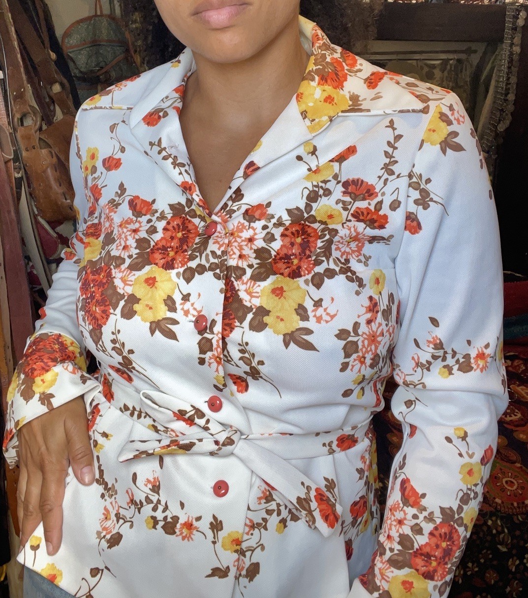 70s polyester floral dagger collar Button Up Disc… - image 2