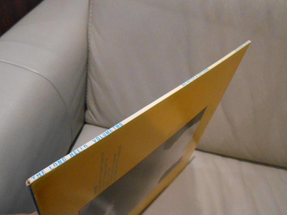 THE LONG HELLO - VOLUME TWO - UK - 1st PRESS - VAN DER GRAAF GENERATOR - MINT - Image 4 of 4