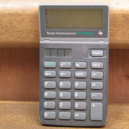 Texas Instruments TI-1768 II Mini Pocket Solar Calculator Works No Case - Picture 2 of 3