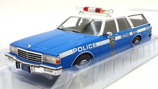 Mcg 118 Scale Diecast Mcg18477 1985 Chevrolet Caprice Estate Wagon Police Blue