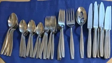42 pc Oneida Camlynn Cleo Frosted SS Silverware Spoons forks knives serving