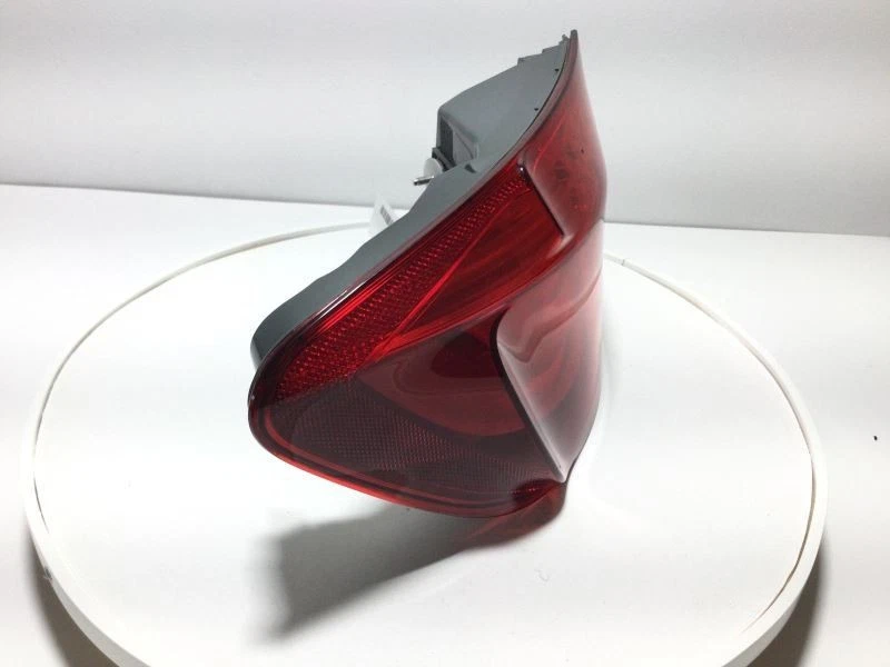 DRIVER LEFT OUTER TAIL LIGHT ASSEMBLY FITS 11-13 BMW 528i 9037 - Imagem 3 de 4