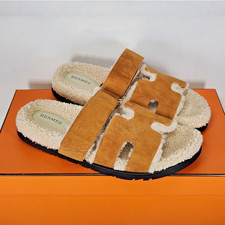 Size 6.5 Men / 9 Women EU 39.5 - Hermes Chypre Sandal - Brun Fume / Ecru