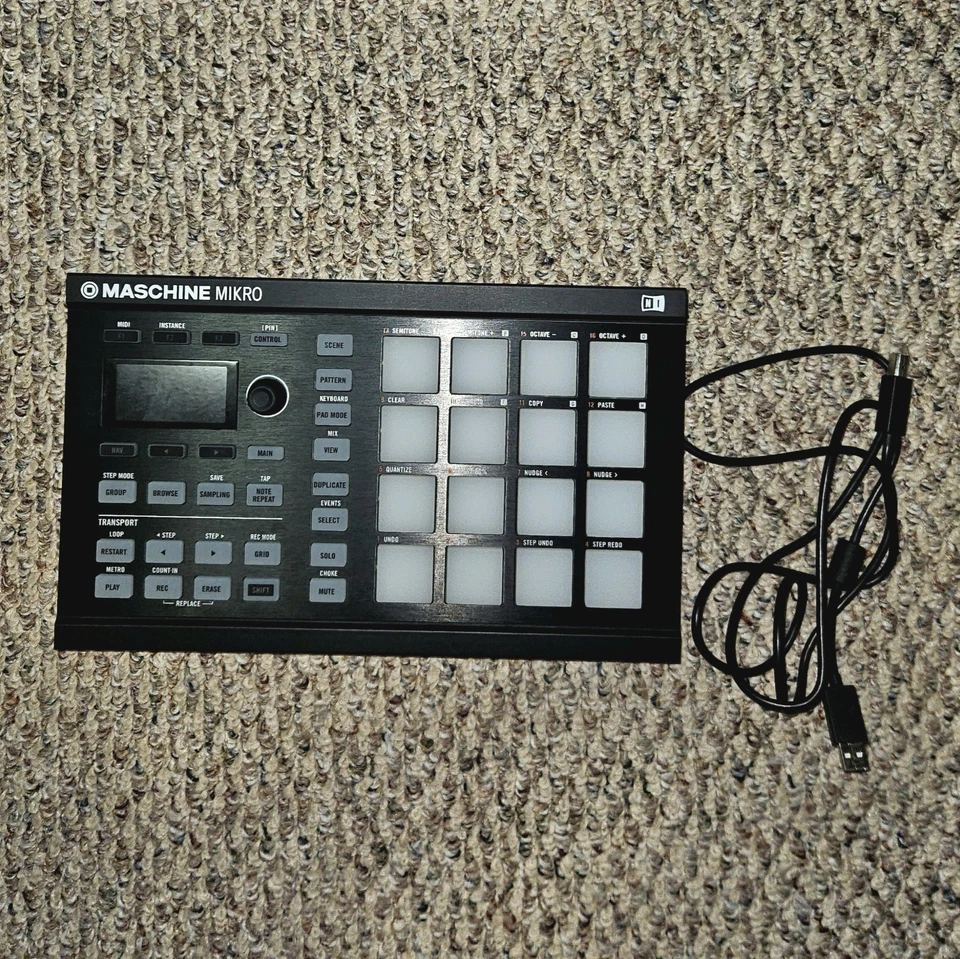 Native Instruments Maschine Mikro MK2 Black [NO SOFTWARE] - Image 4 of 4