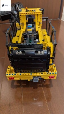 LEGO Technic Volvo L350F Wheel Loader 42030 In 2014 Used Retired