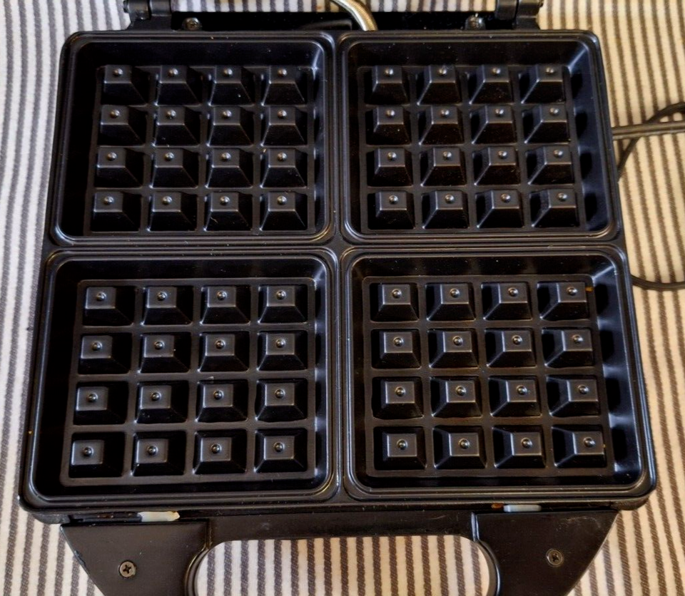 KRUPS 654 BELGIAN WAFFLE MAKER 4SLICE CHROME NONSTICK STAINLESS STEEL