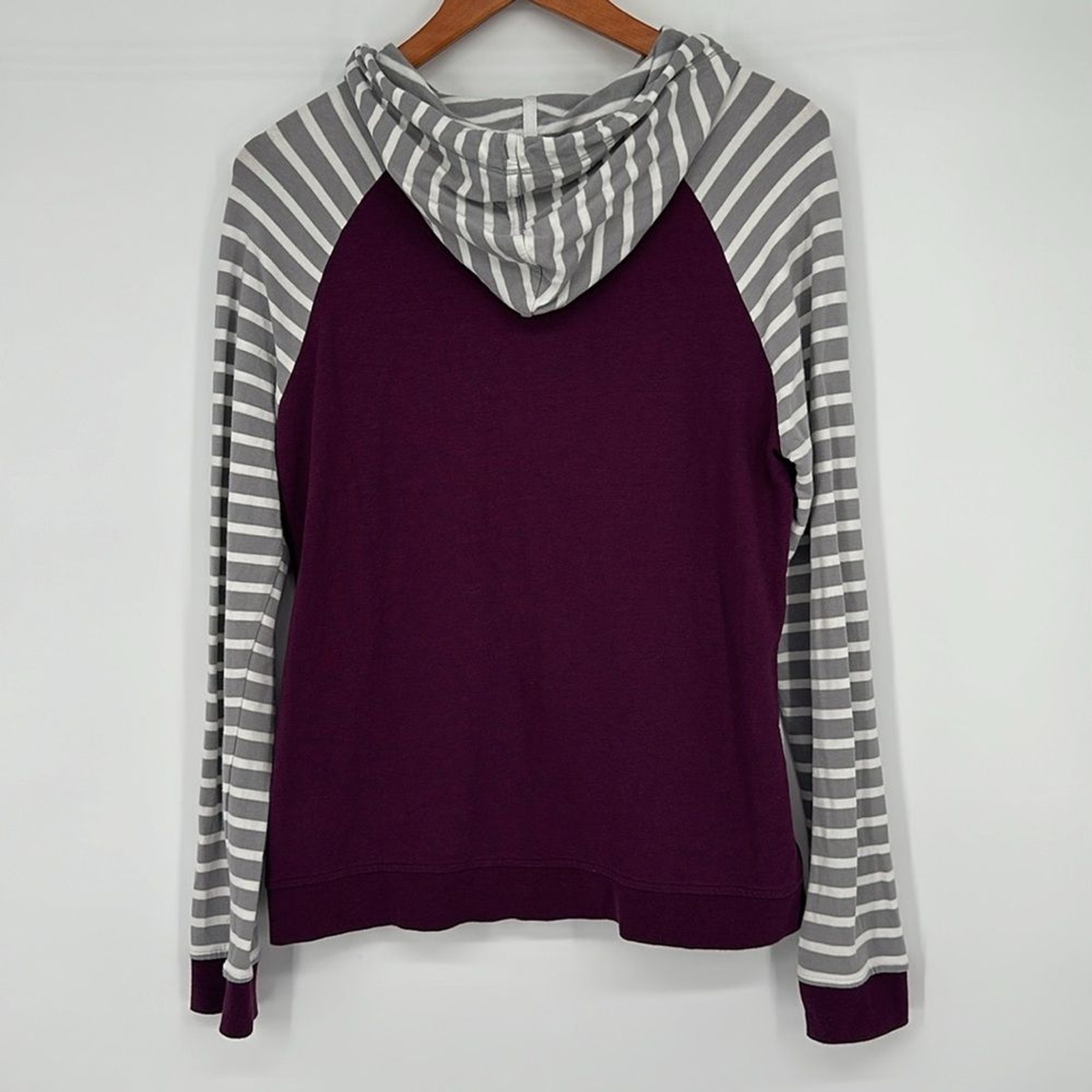 Orvis Solid and Stripe Pullover Lightweight Hoode… - image 7