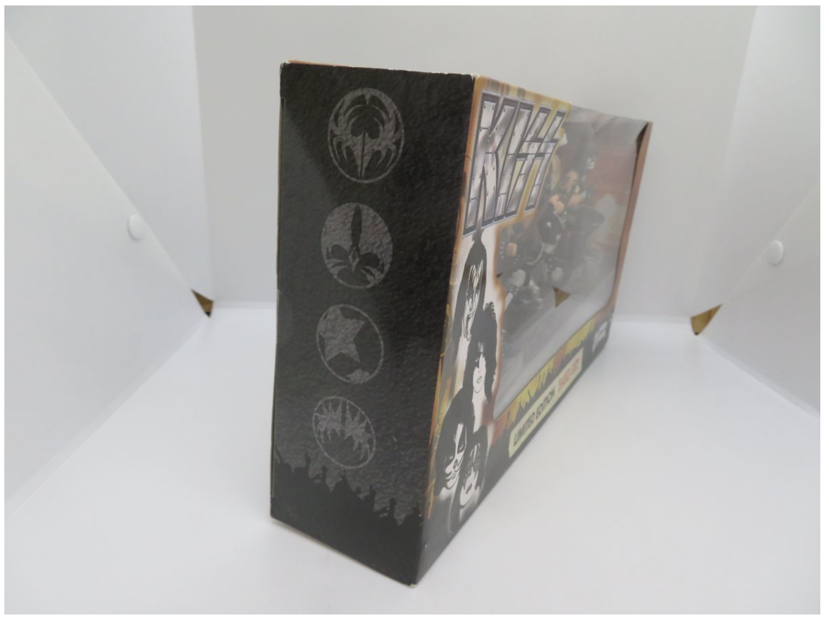 KISS LIMITED EDITION BAND SET SUPER STARS Kiss band hard KISS LIMITED EDITION BAND SET SUPER STARS Kiss band hard