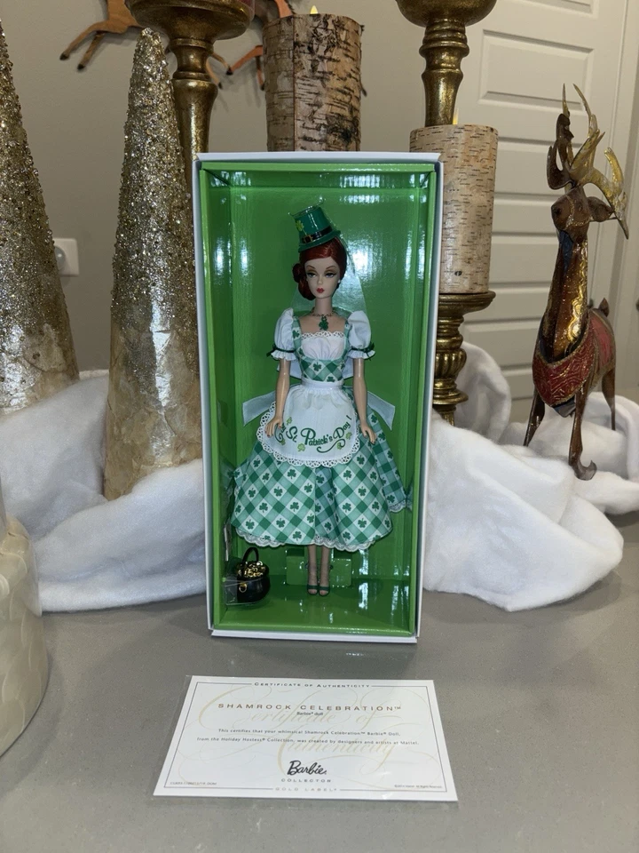 Barbie Gold Label Holiday Hostess 2014 trébol celebración LE 5500 CGK93 ¡Sin usar, en caja original! Foto 3 de 4