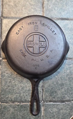 Antiquw Griswold 8 704 M Cast Iron Skillet