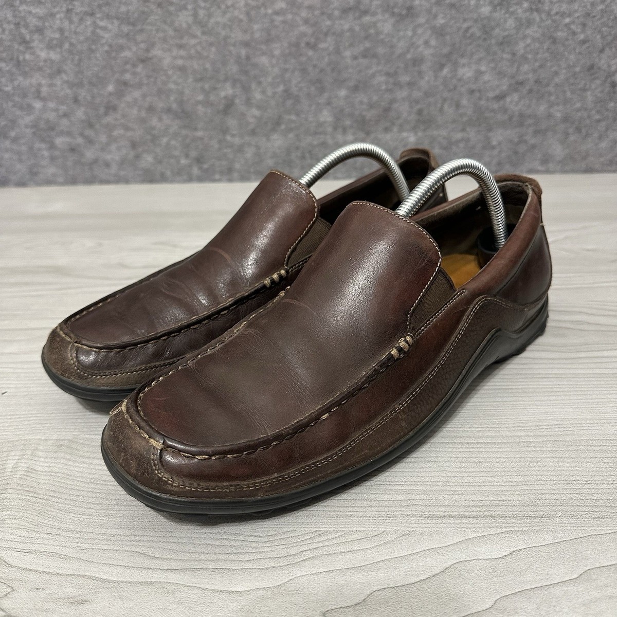 Cole Haan Men display picture 2