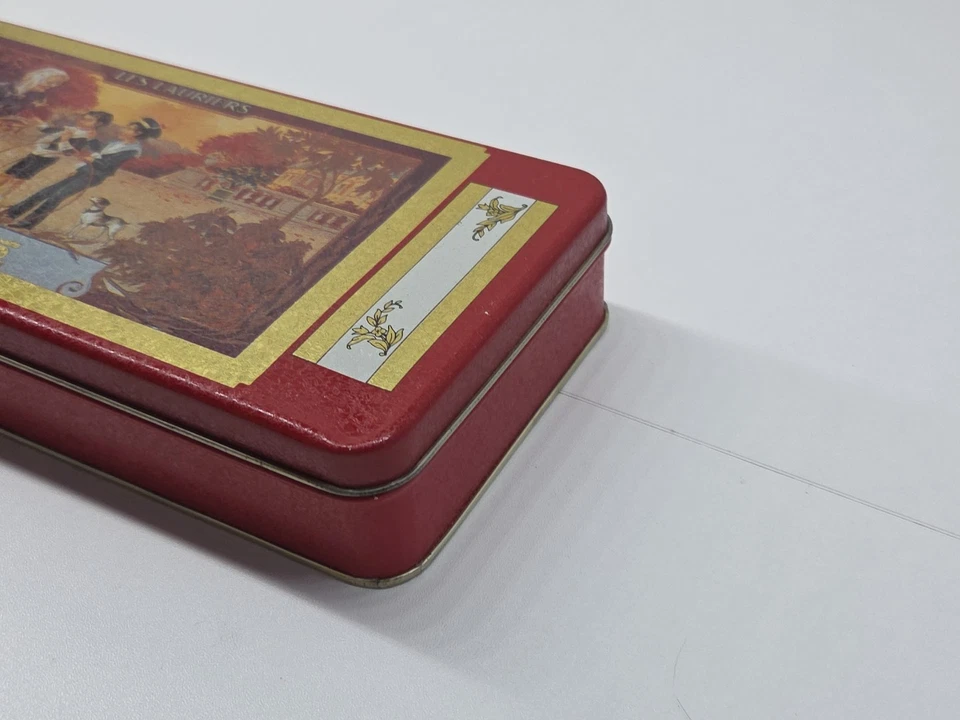 Rectangle Red Nestle Les Lauriers  Brand Tin - Good Shape. Vintage - Image 4 of 4