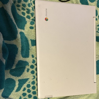 Lenovo Chromebook 11in MediaTek MT8173C White Laptop Chrome OS w/ Charger