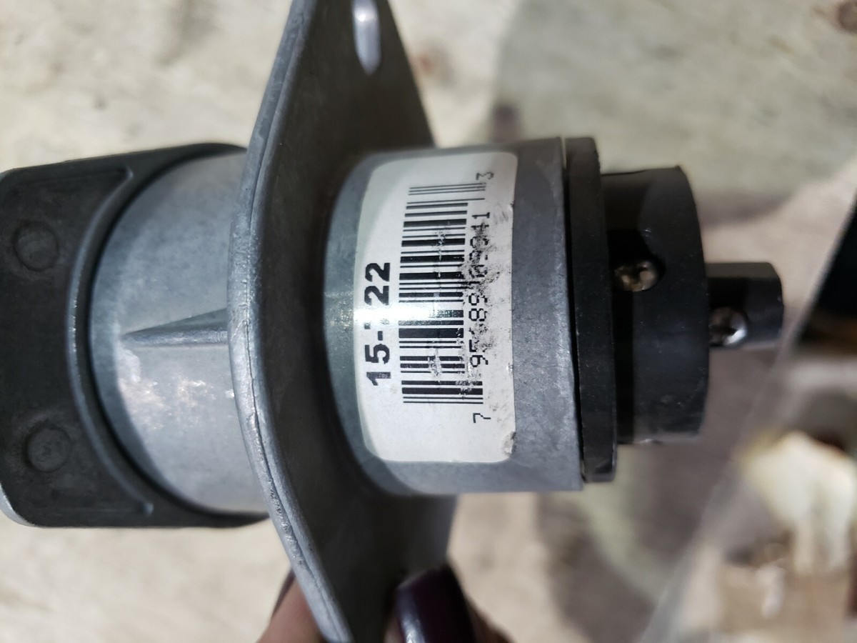 Phillips 15-722 Socket 7 Pin, Split Pin 3 Wire Insertion | eBay