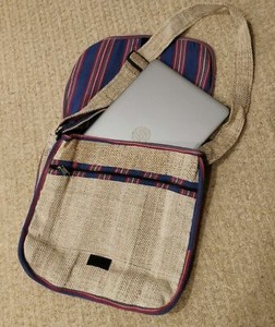 hemp laptop bolsa