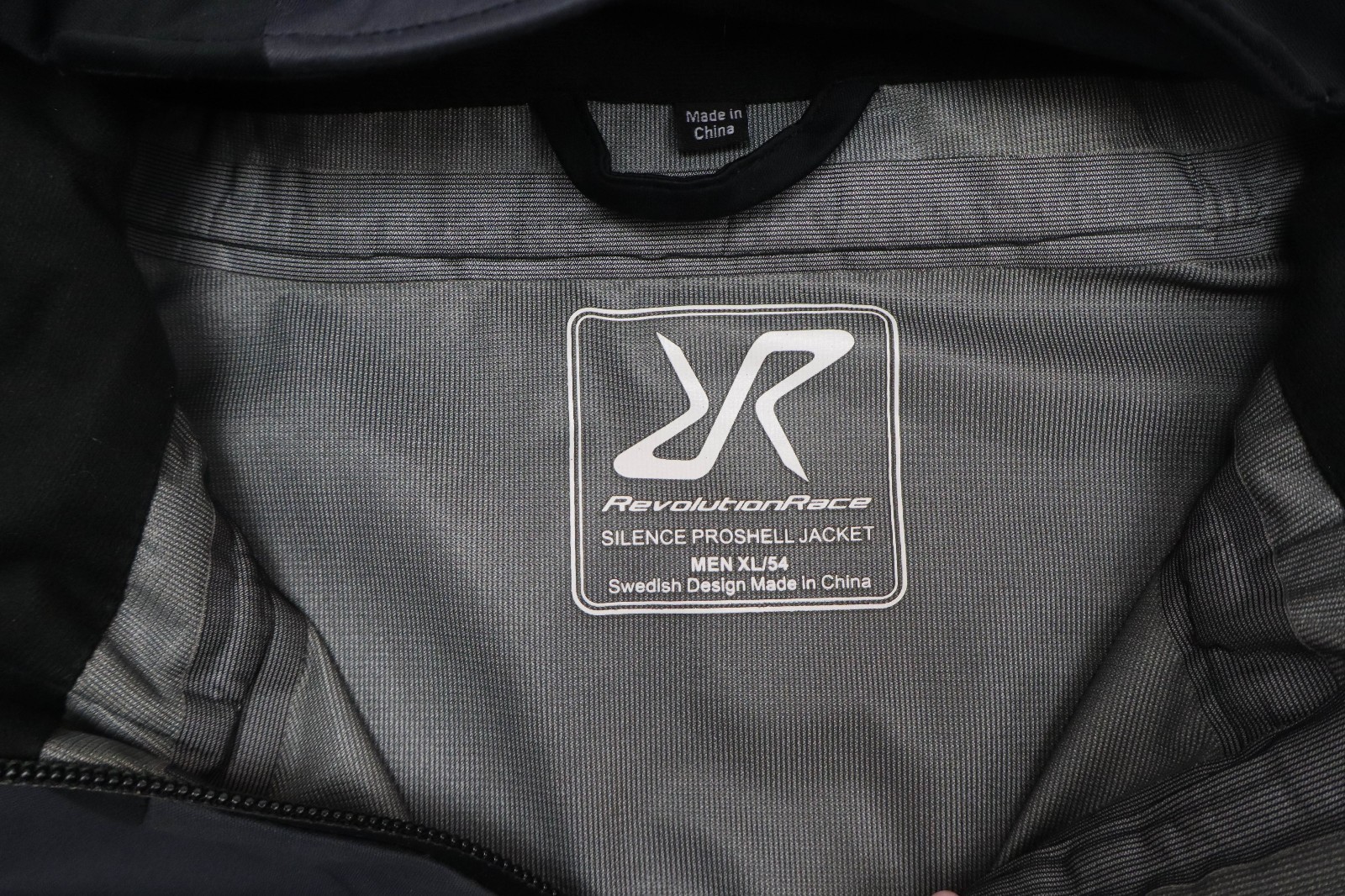 REVOLUTION RACE Hypershell Jacket Men's XL Black Multipockets Hooded Waterproof image 6