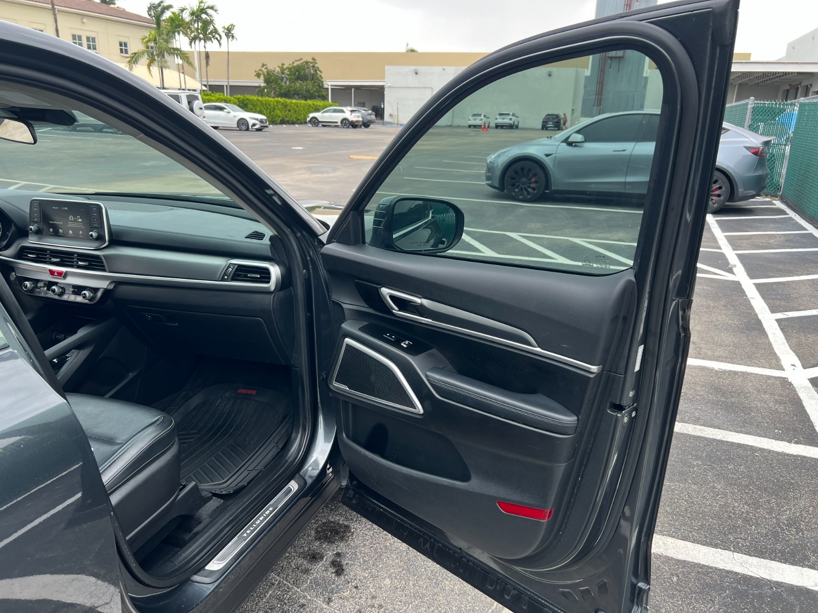 Kia Other - Image 25