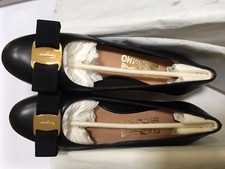 875 Salvatore Ferragamo Vara Bow Pump Black/Gold Leather NIB 5 6.5 7 9 10B