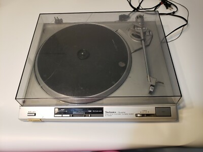 Technics SL-QX200 Quartz Direct Drive Automatic Turntable w/ Dust