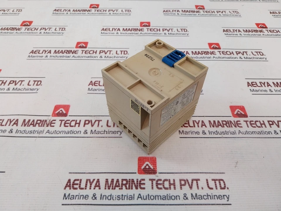 Idec Izumi EB3C-R03A/ EB3C-RO3A Output Relay 100-240VAC - Image 4 of 4
