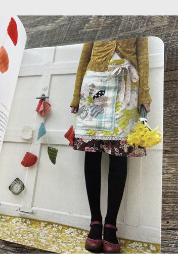 Dottie Angel The Suitcase Series Vol. 2 Authentic Original From Upper Case 2011 - Picture 9 of 10