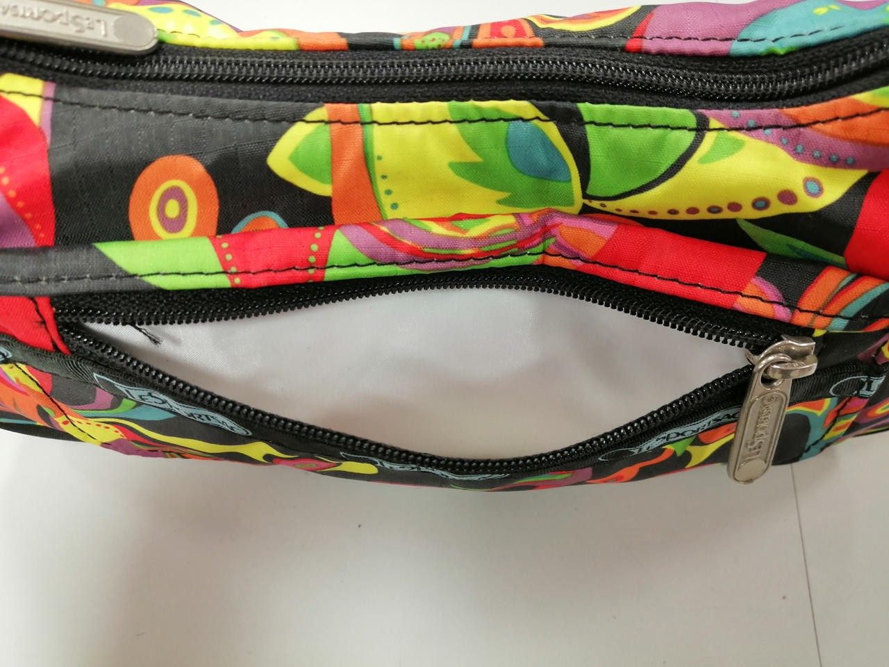 Multi pattern Mini Shoulder Bag Model Red Yellow … - image 4