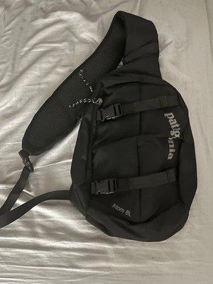 Patagonia Atom 8L Sling Backpack Bum Crossbody NWT NEW BLACK | eBay Patagonia Atom 8L Sling Backpack Bum Crossbody NWT NEW BLACK | eBay