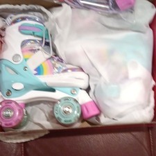 SULIFEEL Quad Roller Skates White/Teal Rainbow Design with Light-Up Wheels