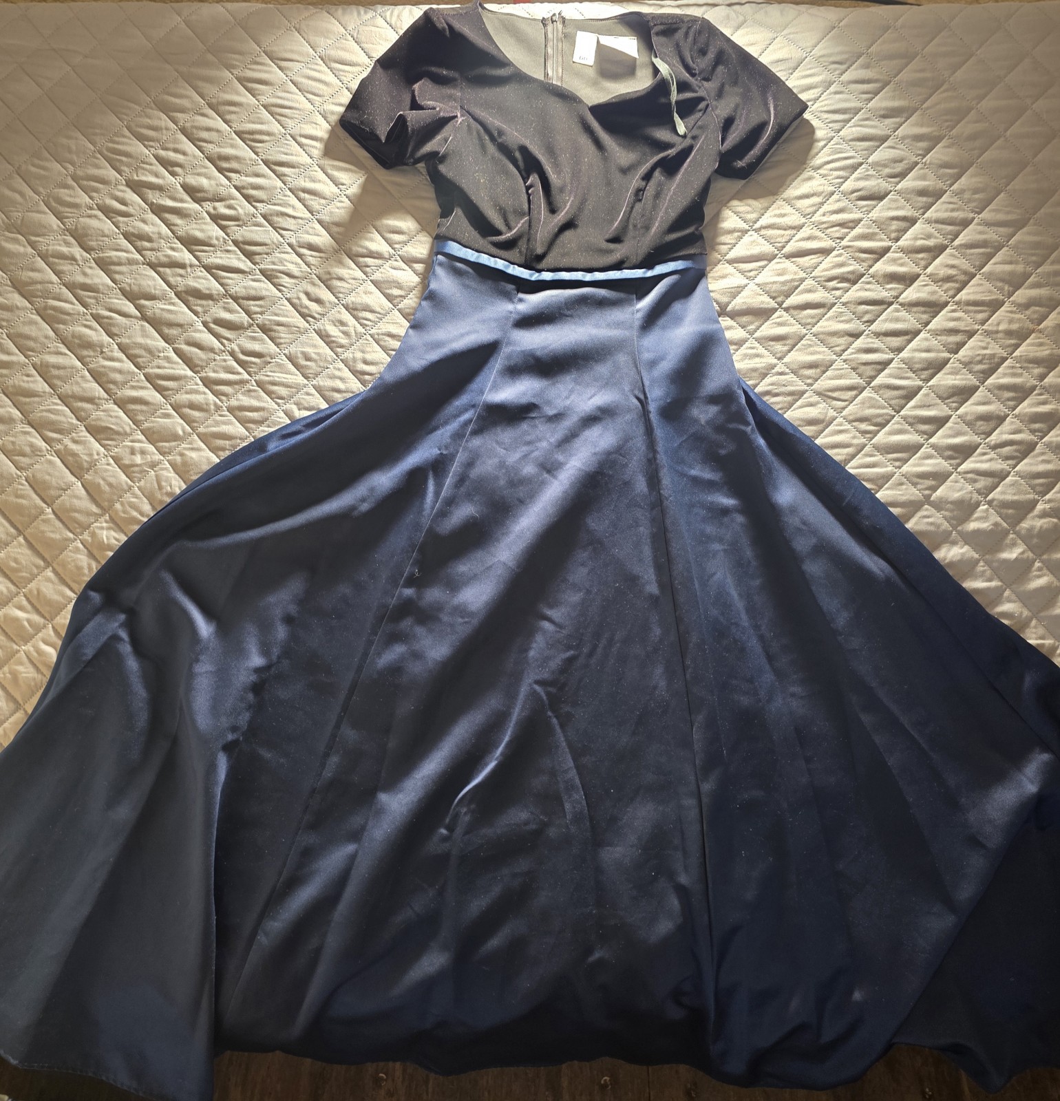 Southeastern Performance Apparel- Harmonia Dress … - image 1