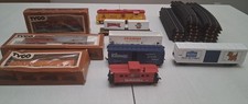 Vintage Lot Of Train Cars And Train Tracks