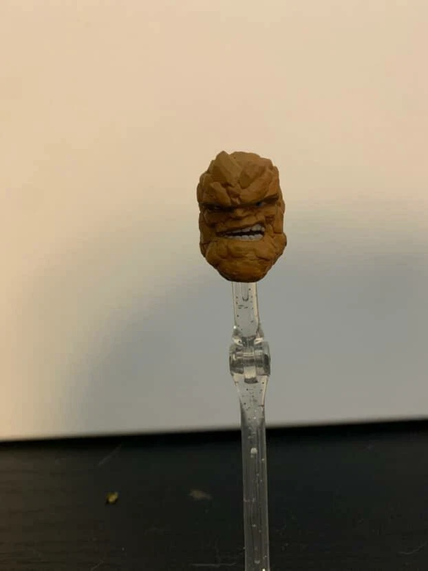 Cabeza personalizada esculpida Ben Grim de Marvel Rivals Foto 2 de 4