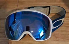 Oakley Snow Goggles Flight Tracker M  Women USED