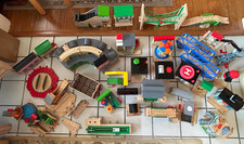Lot of Thomas  Friends Wooden Railway Buildings  Accessories
