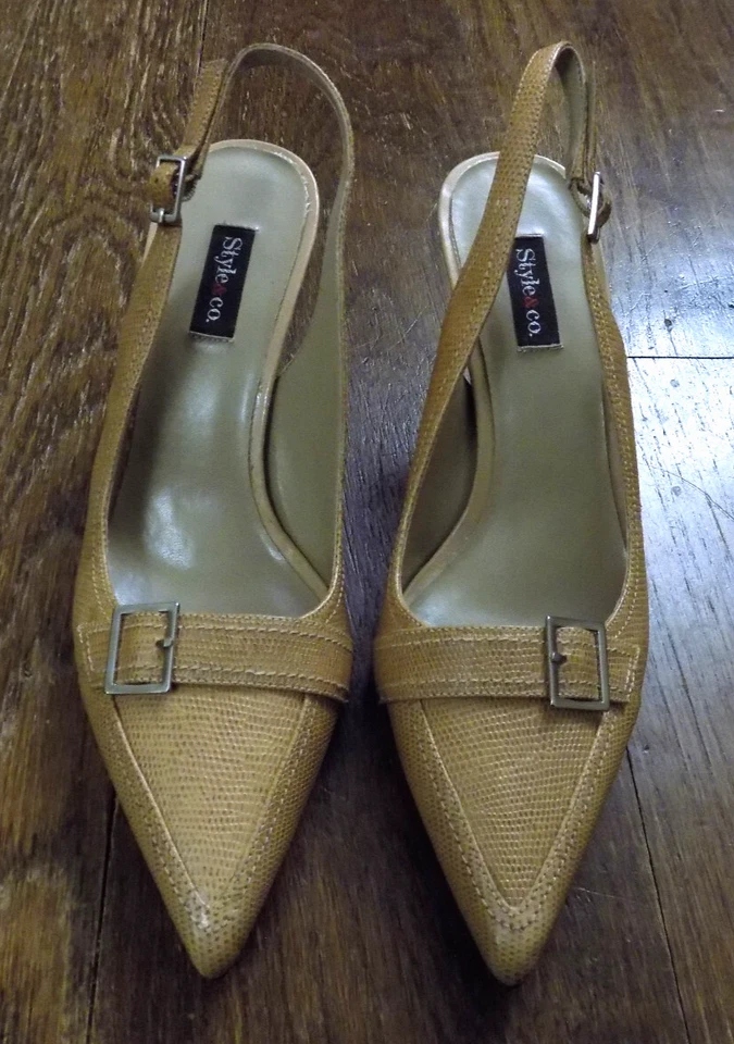 Style & Co 棕褐色蛇皮露跟尖头扣口音二手状况完好 8 码 — 第 2/4 张图片