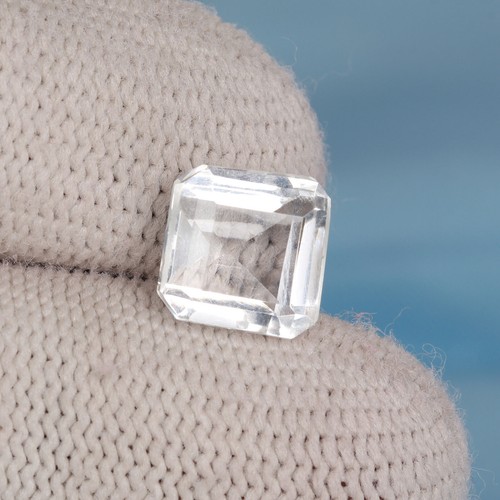 6 CARAT Square Cut White Color Lab Created Topaz Gemstone For Locket