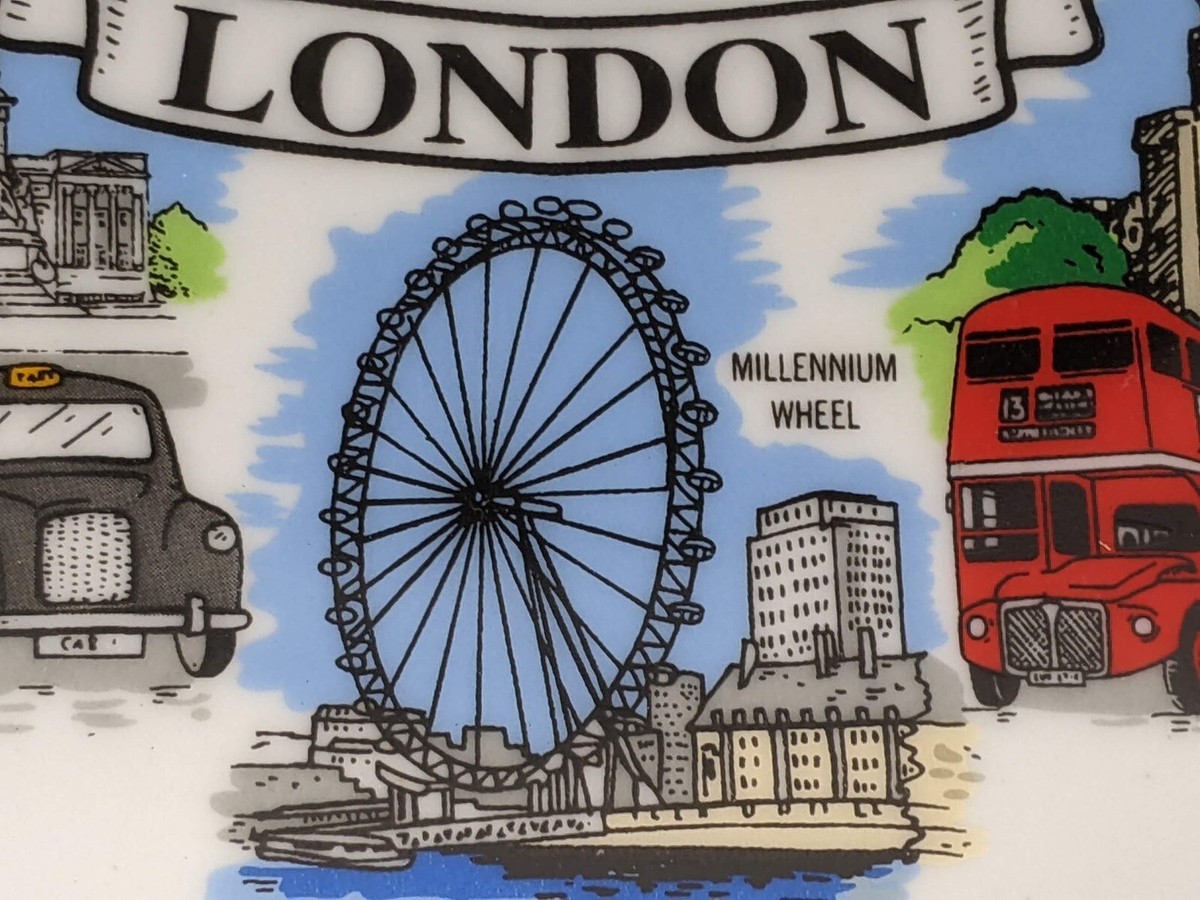 Assiette Décorative En Faience Pour Souvenir Et Anniversaire De Mariage Modele Tournesol Personnalisation Noce Emeraude Inscription Avec Citation Noces D Emeraude