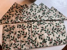 Set Of 4 Christmas Napkins  4 Placemats W/ Holly Covered Print