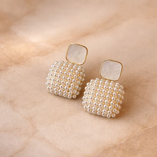 Elegante Perlenohrringe – 18 Karat Vergoldet, Luxus-Design, Modisch & Zeitlos