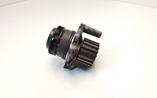 Volkswagen Touran I 2004 Kühlwasserpumpe Wasserpumpe 038121031F Diesel 103kW