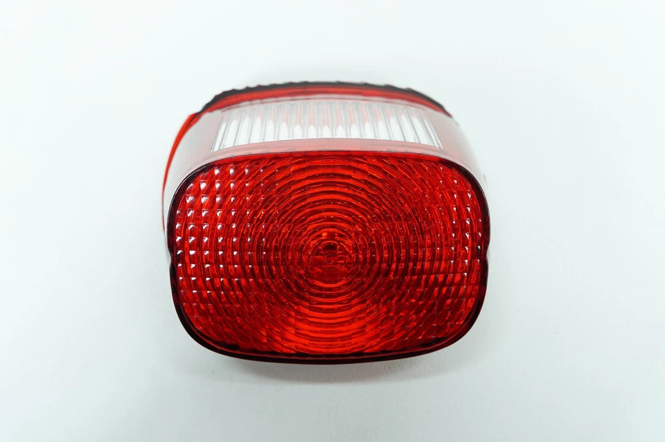 Luz trasera de freno trasera Harley Touring Electra Ultra 2010 FLHTCU Foto 3 de 4