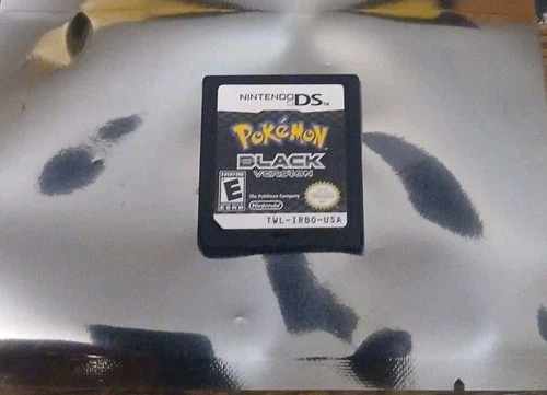 Pokémon Black Version Nintendo DS AUTHENTIC, TESTED