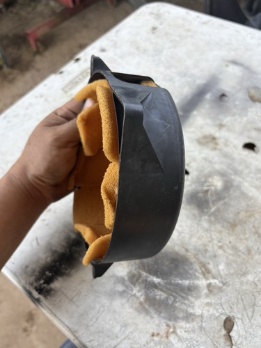 GM 52473346 Cover Asm, Blower Motor, 99-02 Silverado Tahoe Sierra Yukon, - Picture 9 of 15
