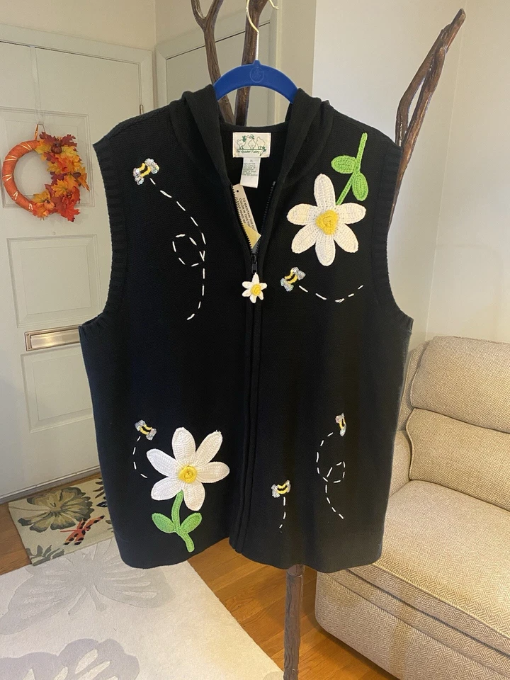 Quacker Factory Women Knit Vest Size XL Daisies And Bee Spring Summer - Image 2 of 4