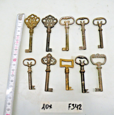 10 x  schöne alte Schlüssel für Schränke / Kommoden | Möbelschlüssel  #f342